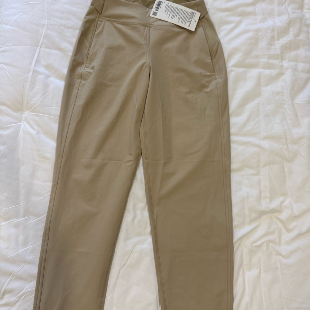 NWT Lulu Golf Pants